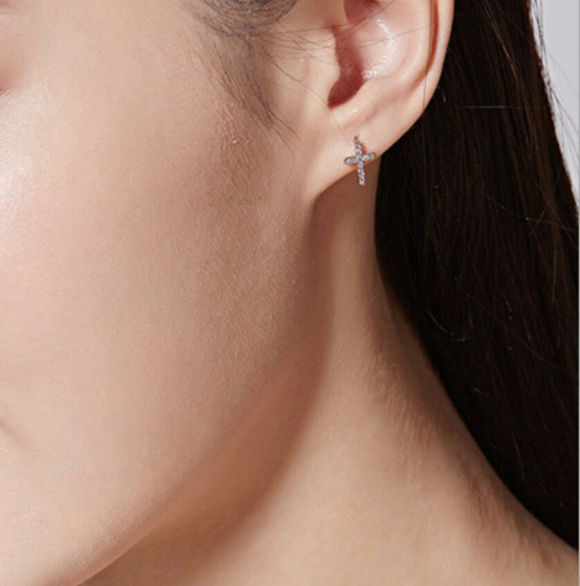 925 Sterling Silver Diamond Cross Stud Earrings