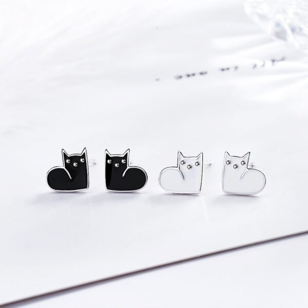 925 Silver Cat Earrings Close-Up